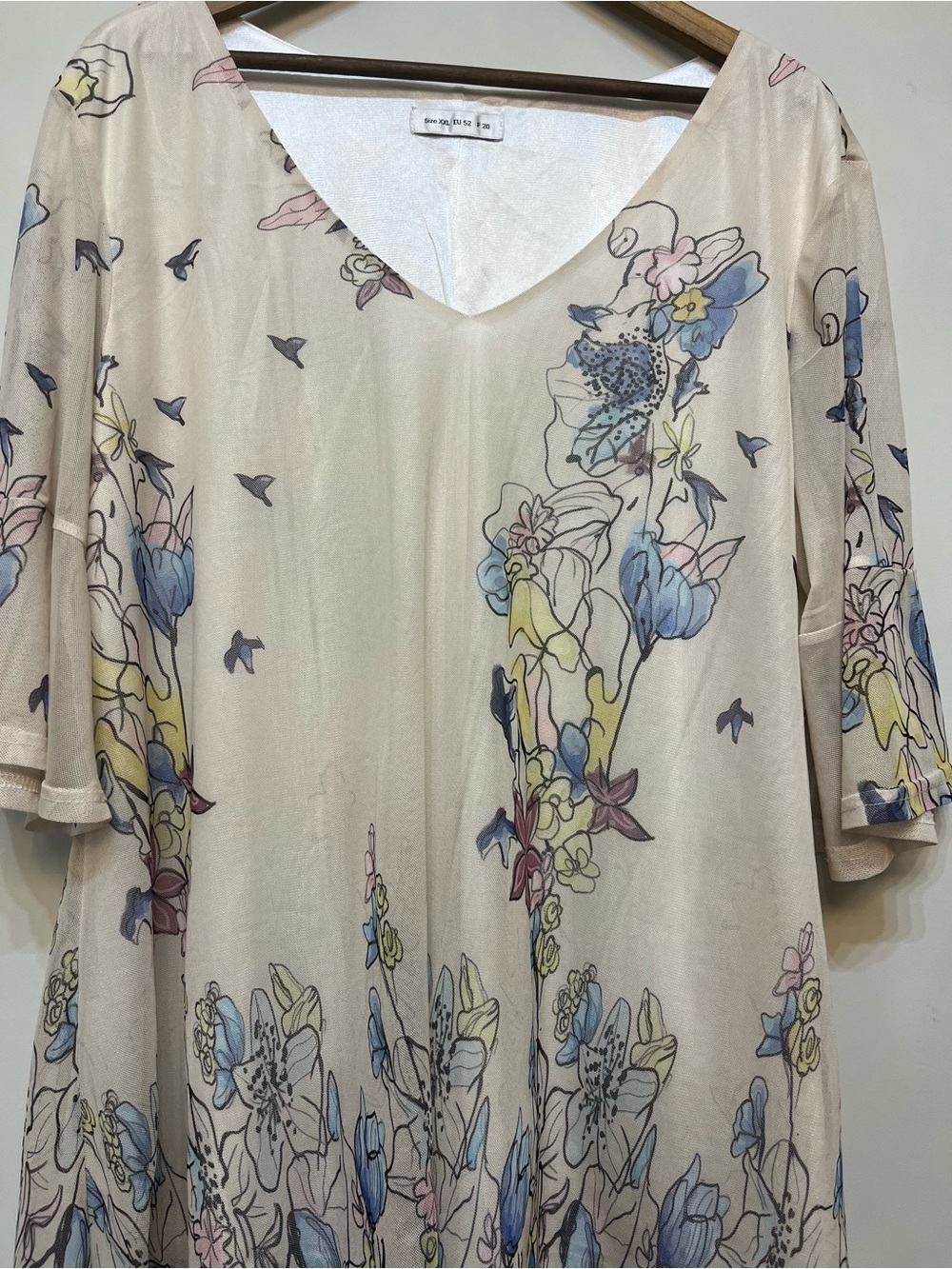 Cream Floral V-Neck Tunic Top with Pastel Accents - Picture 7 of 10